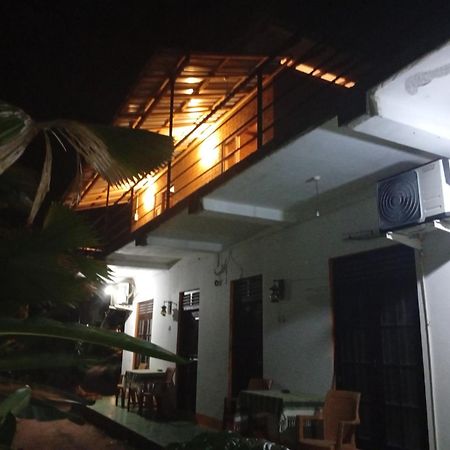 Jungle Guest ,Mirissa Hotel Exterior photo
